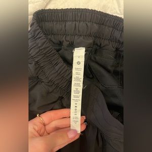 Black Lululemon low rise 2.5 Hotty Hot Shorts. Size 2, barely worn.